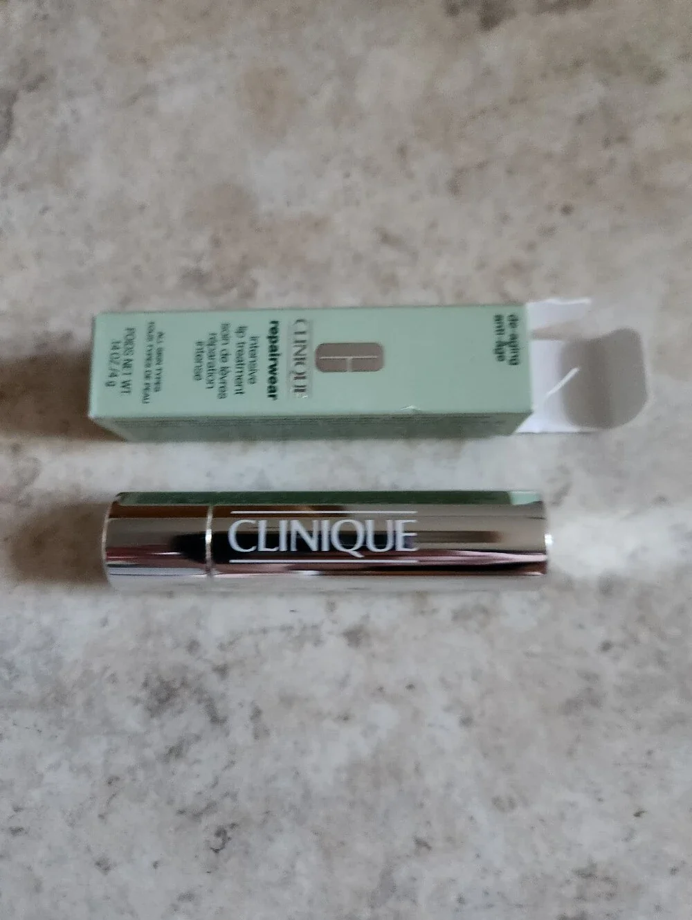 Clinique Repairwear Intensive Lip Treatment - 0.14 Oz